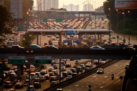 How can a Singapore vehicle claim against a Malaysian vehicle